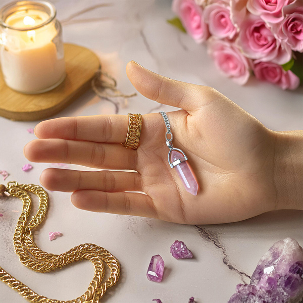 Μενταγιόν με ροζ χαλαζία σε πουγκί + αλυσίδα